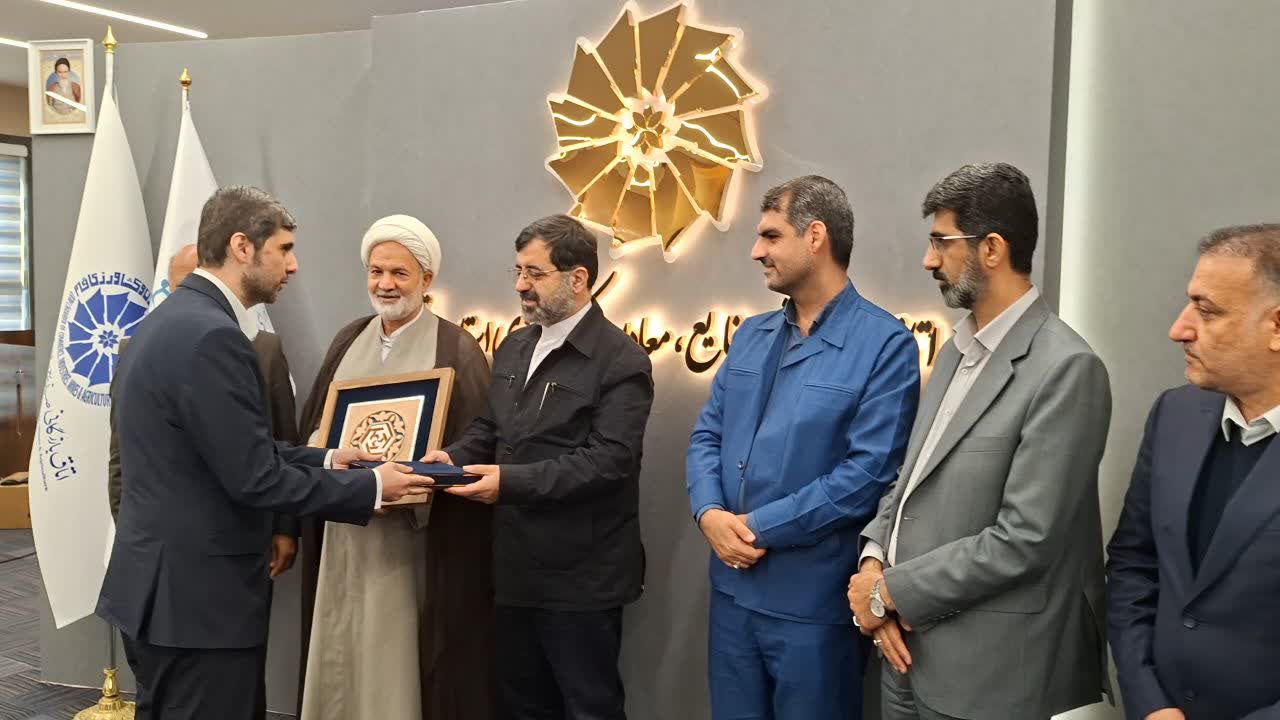 رفتن بهنام جو از استانداری قم تکذیب شد